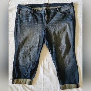 Torrid Boyfriend fit Crop Jeans